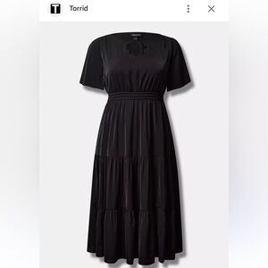 NWT Torrid Tea Length Studio Crepe De Chine Tie Neck Tiered Dress